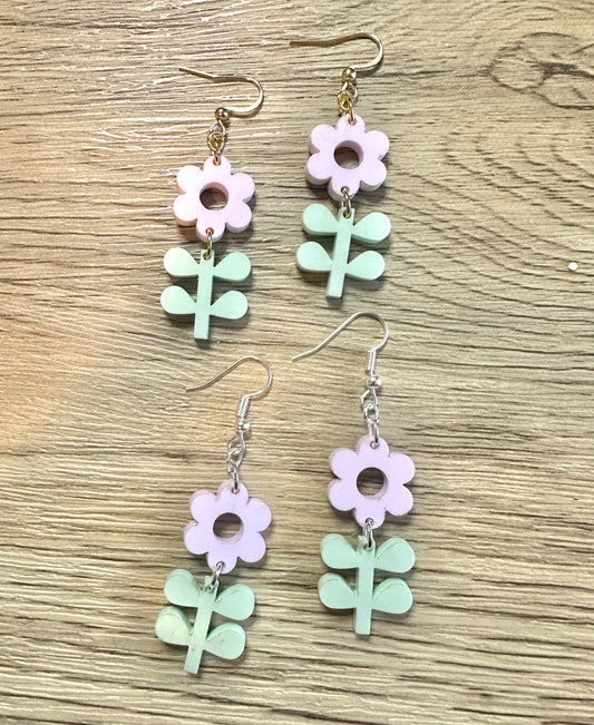 Light Pink Daisy Earrings