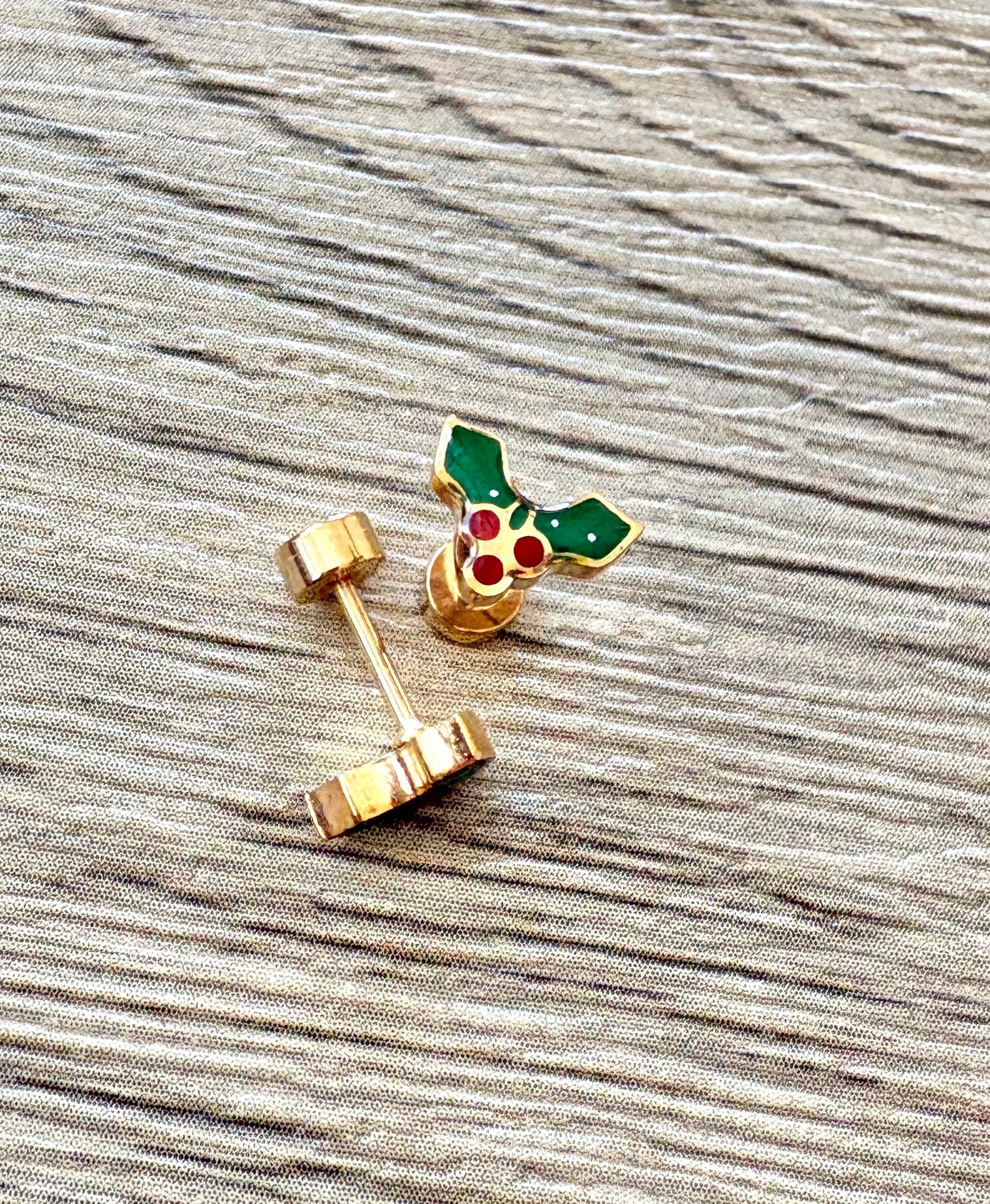 Gold Mistletoe Flat Back Stud Earings