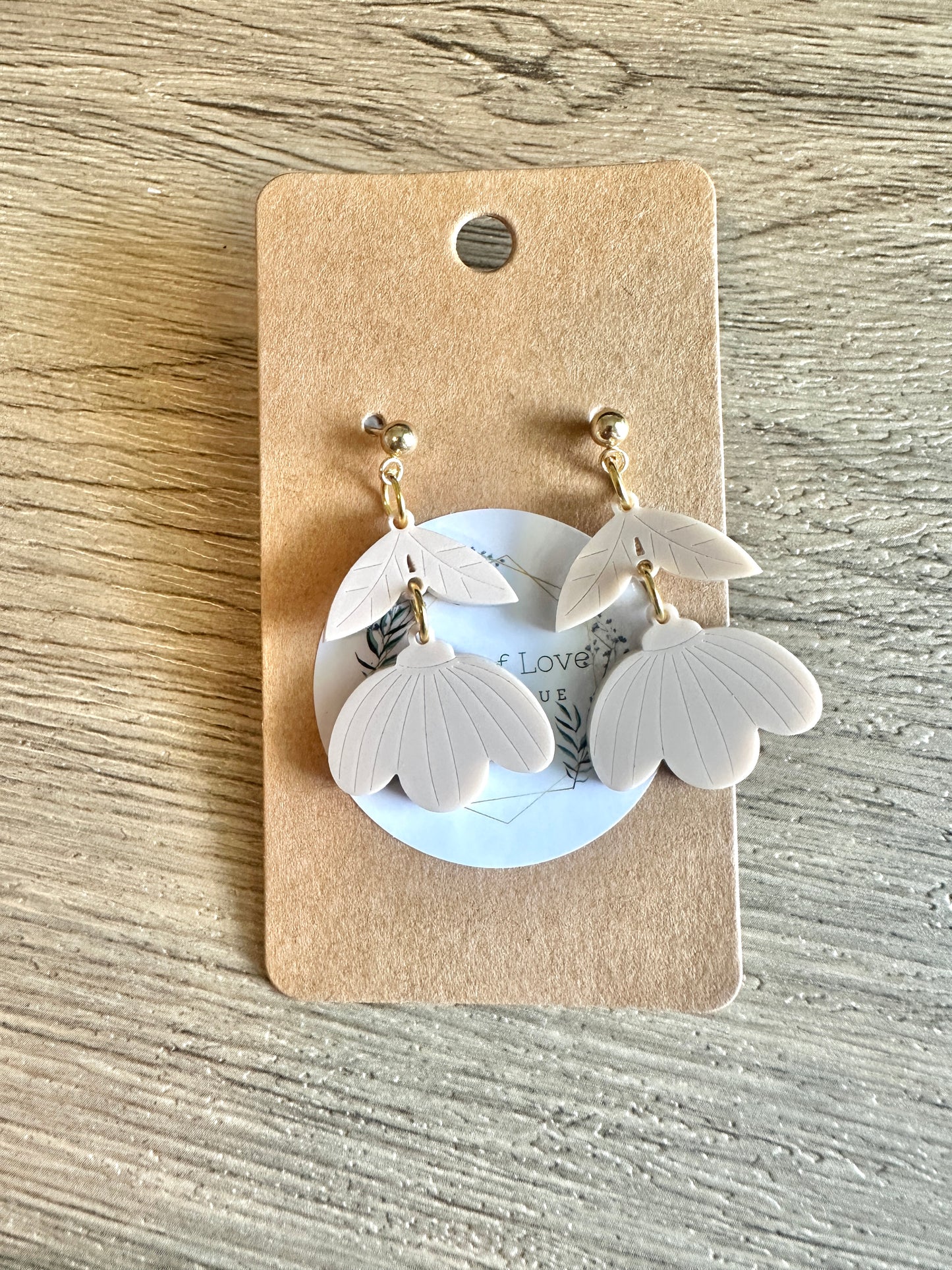 Matte Latte Stud Wildflower Earrings