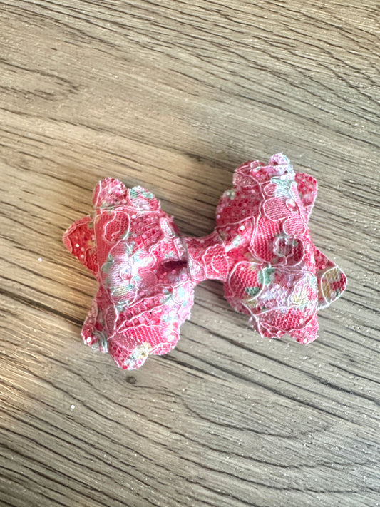 Red Floral Lace Grace Bow