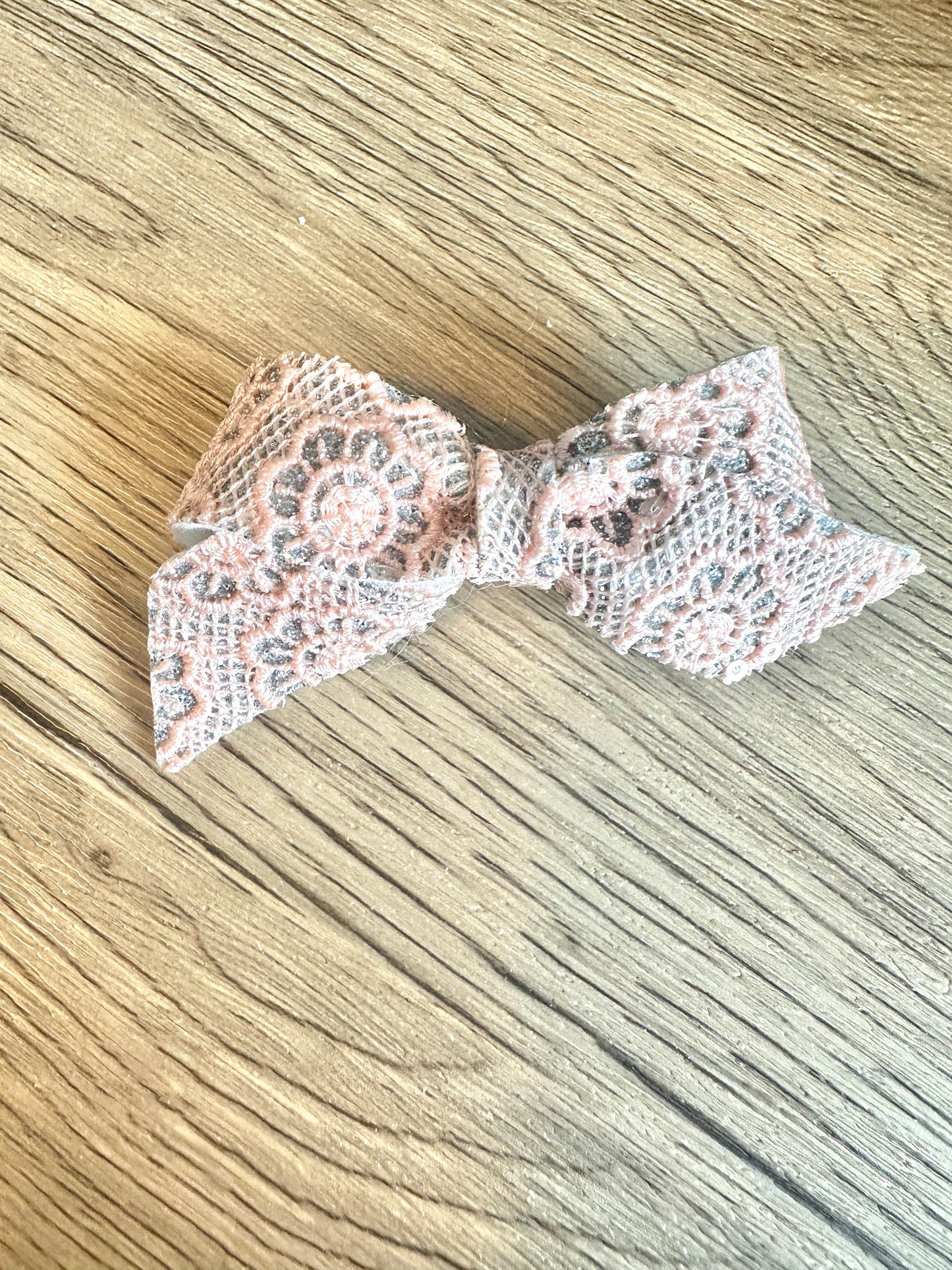 Blush Lace Blakely Bow