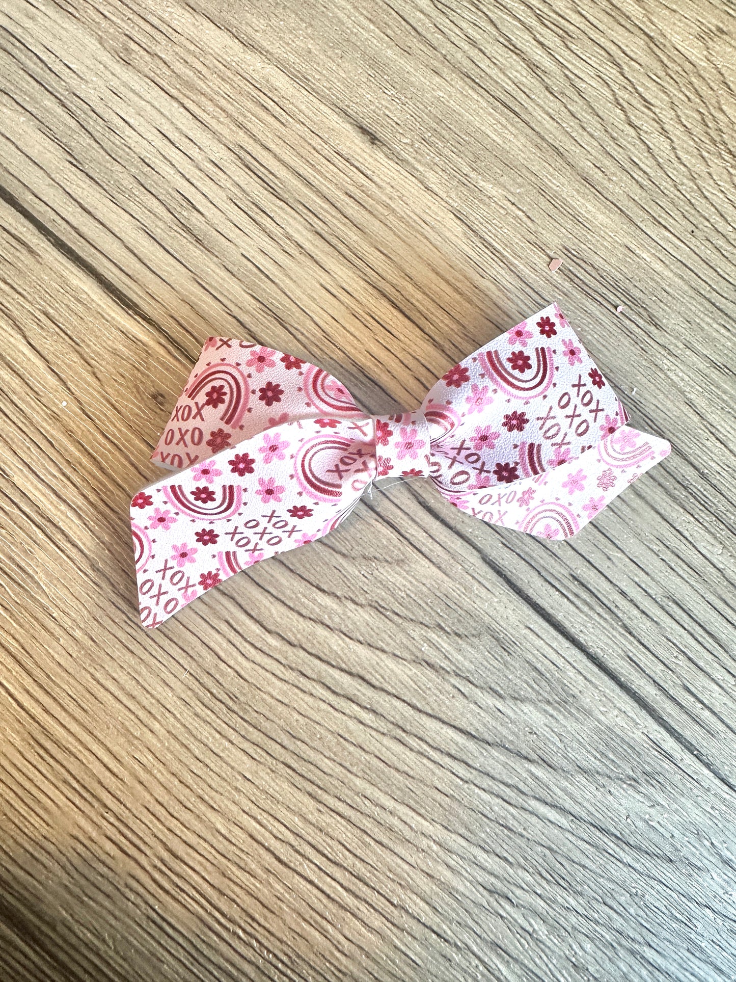 XO Rainbow Blakely Bow