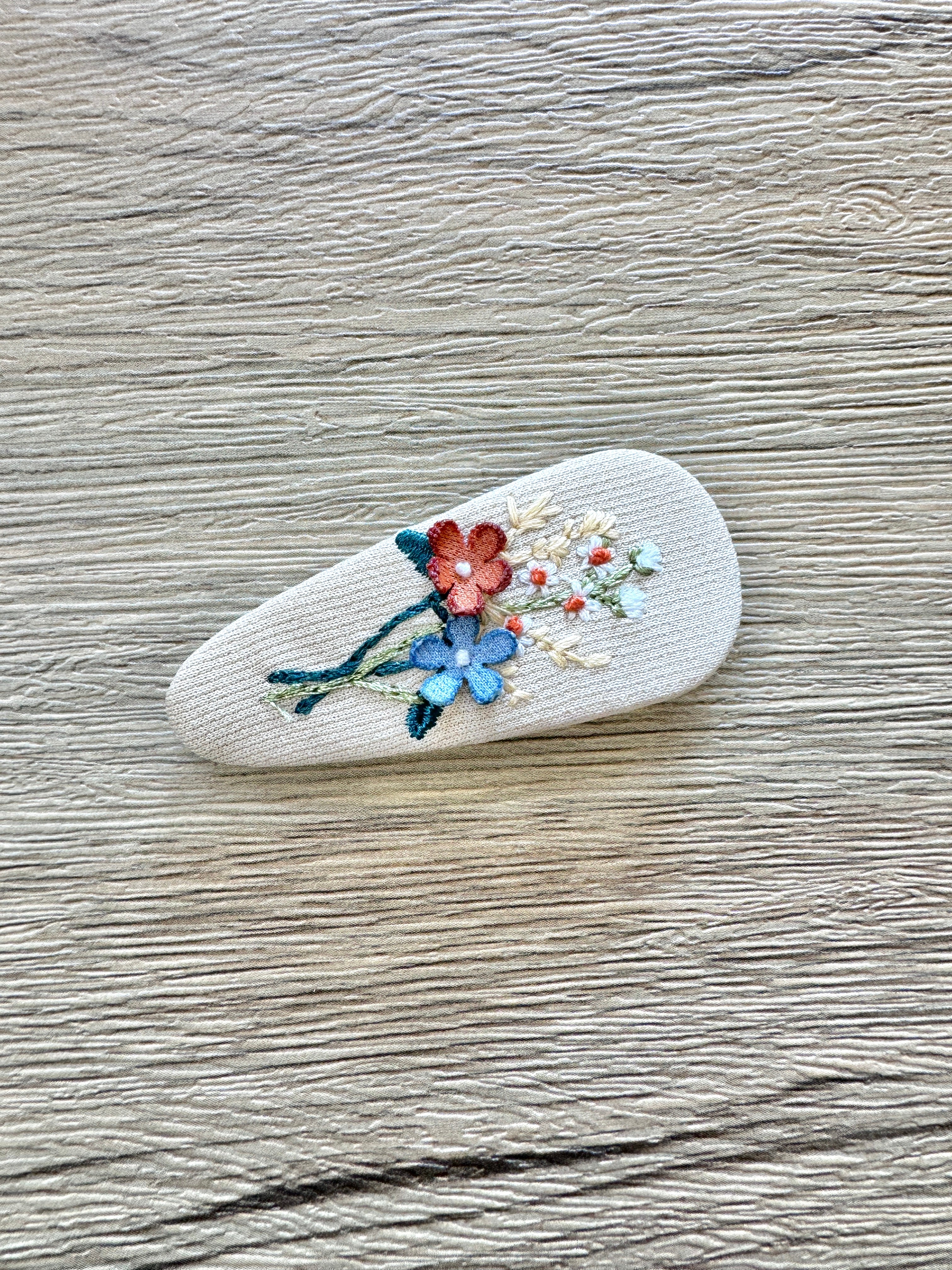 Tan Floral Large Snap Clip