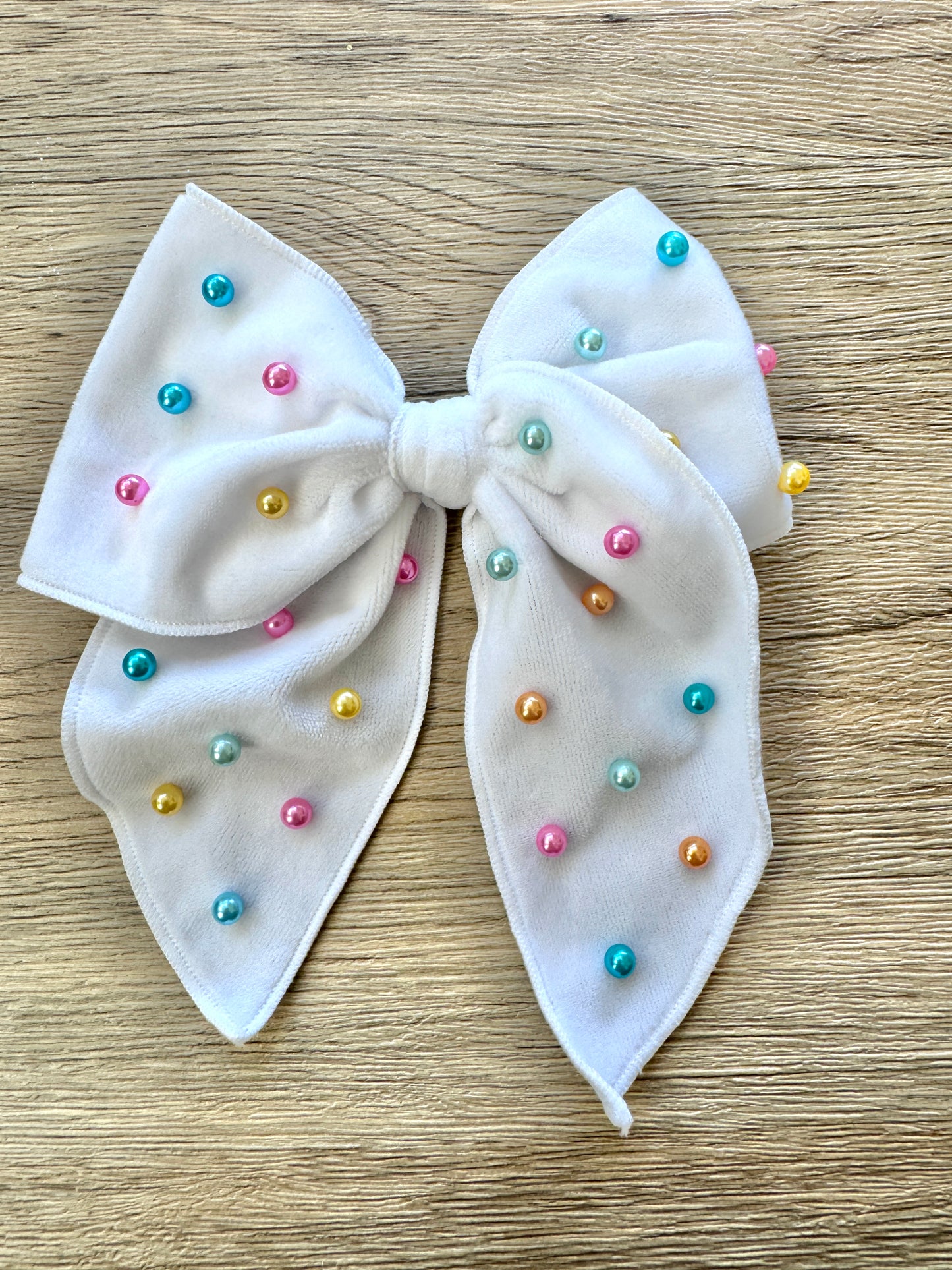 White Velvet Pearl Hand Tied Bow- Large