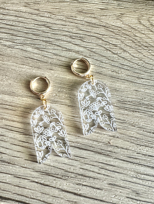 Tulip Floral Engraved Gold Hoop Earrings