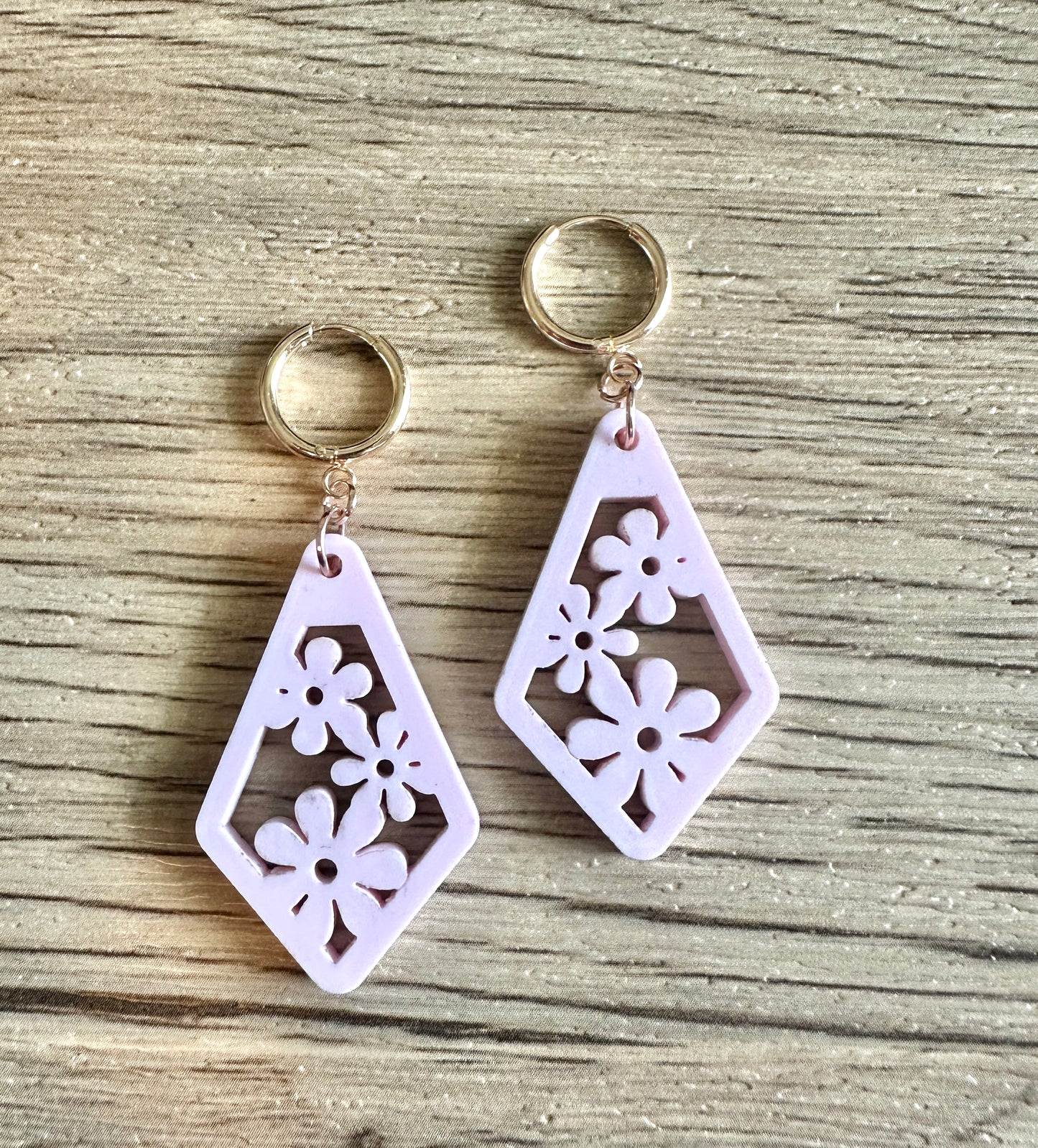 Light Pink Daisy Diamond Gold Hoop Earrings