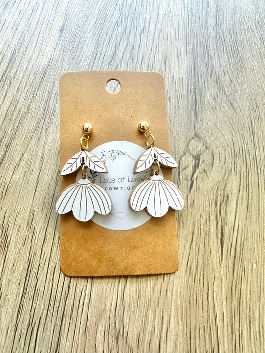 White and Gold Stud Wildflower Earrings