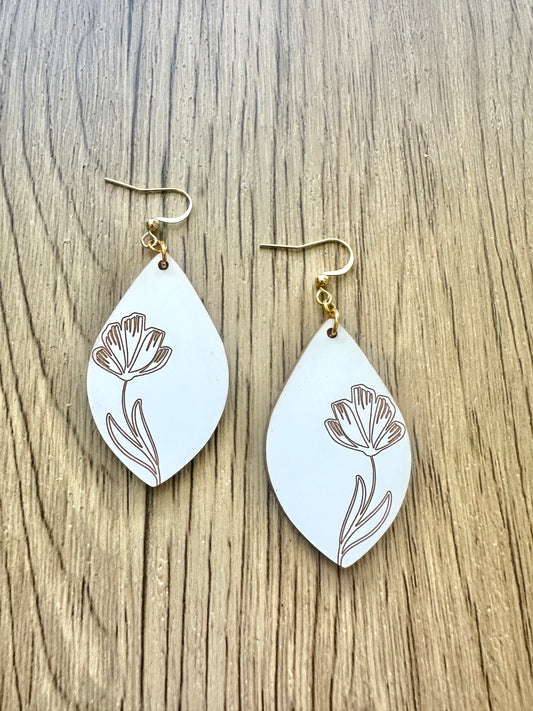 White and Gold Diamond Pointed Teardrop Flower Earrings