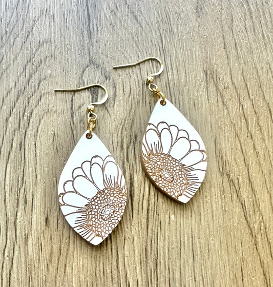White and Gold Sunflower Engraved Earrings