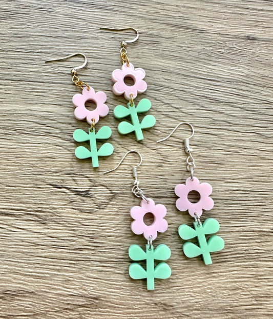 Light Pink Daisy Earrings