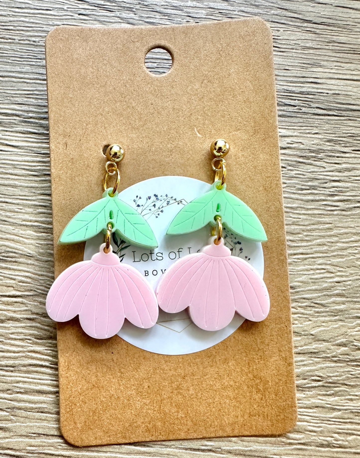 Light Pink Daisy Wildflower Stud Drop Earrings