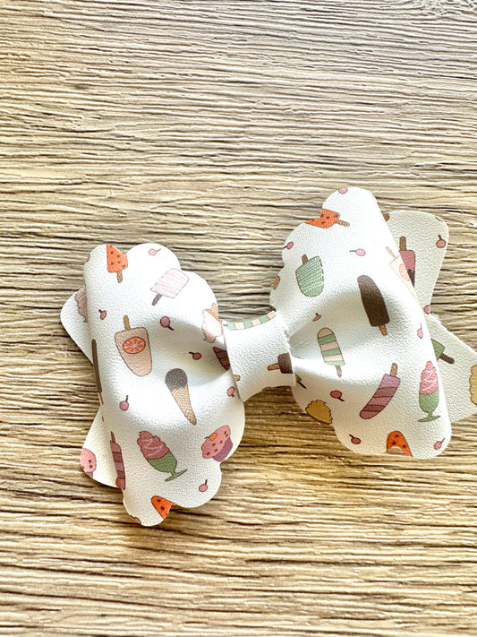 Frozen Treats Grace Bow
