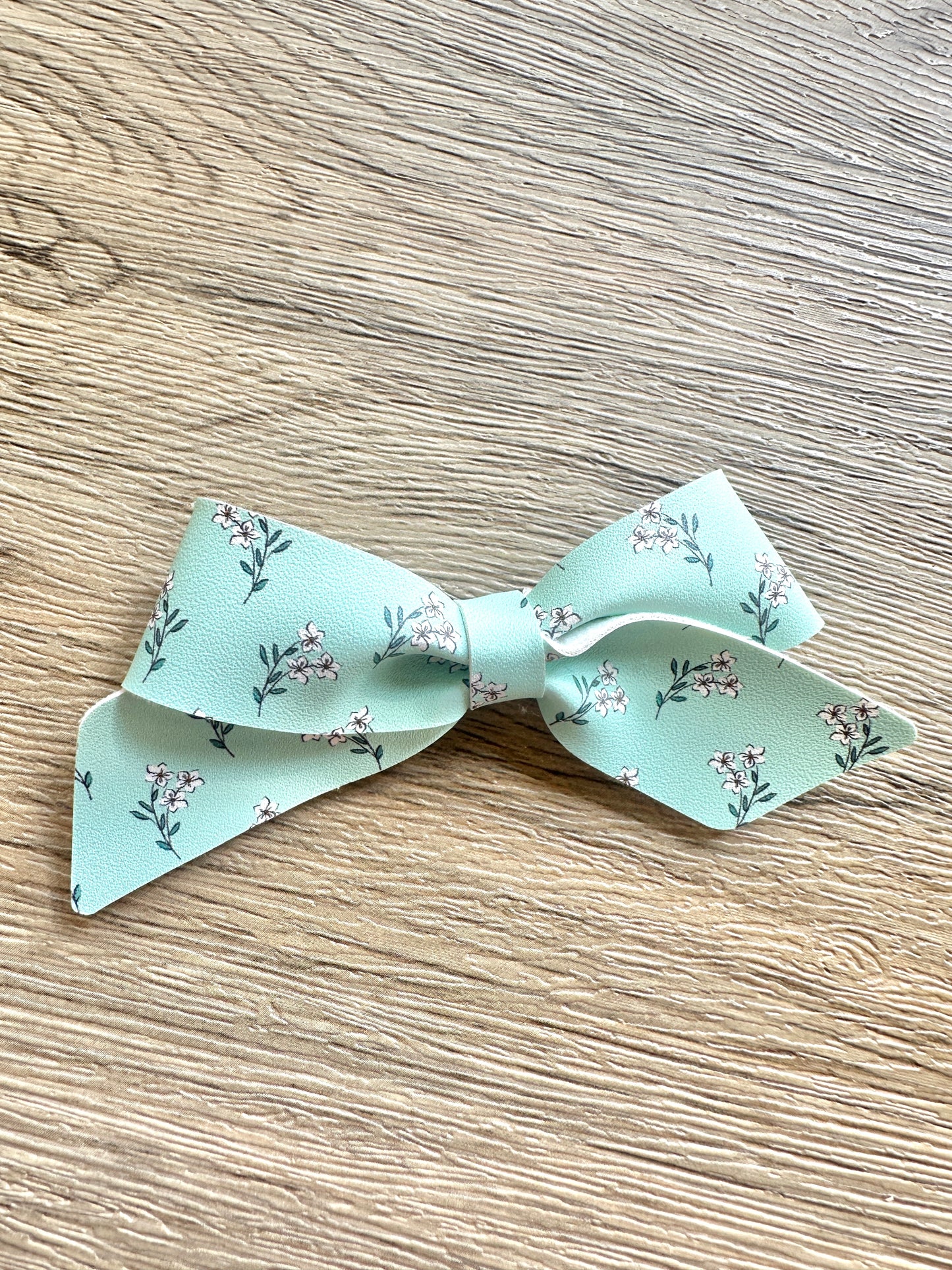 Mint Flowers Blakely Bow