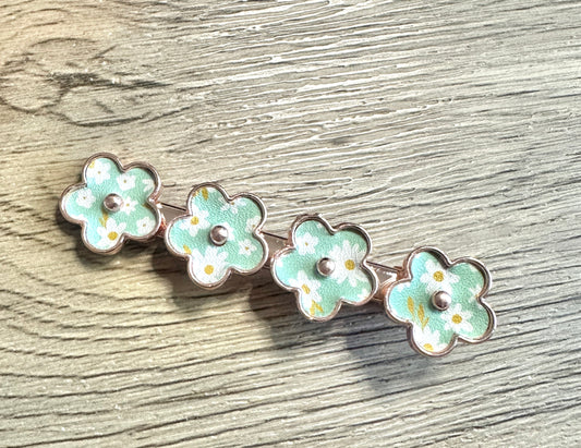 Mint Floral Daisy Inlay Clip