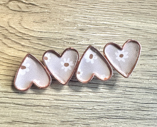 Neutral Daisy Heart Inlay Clip