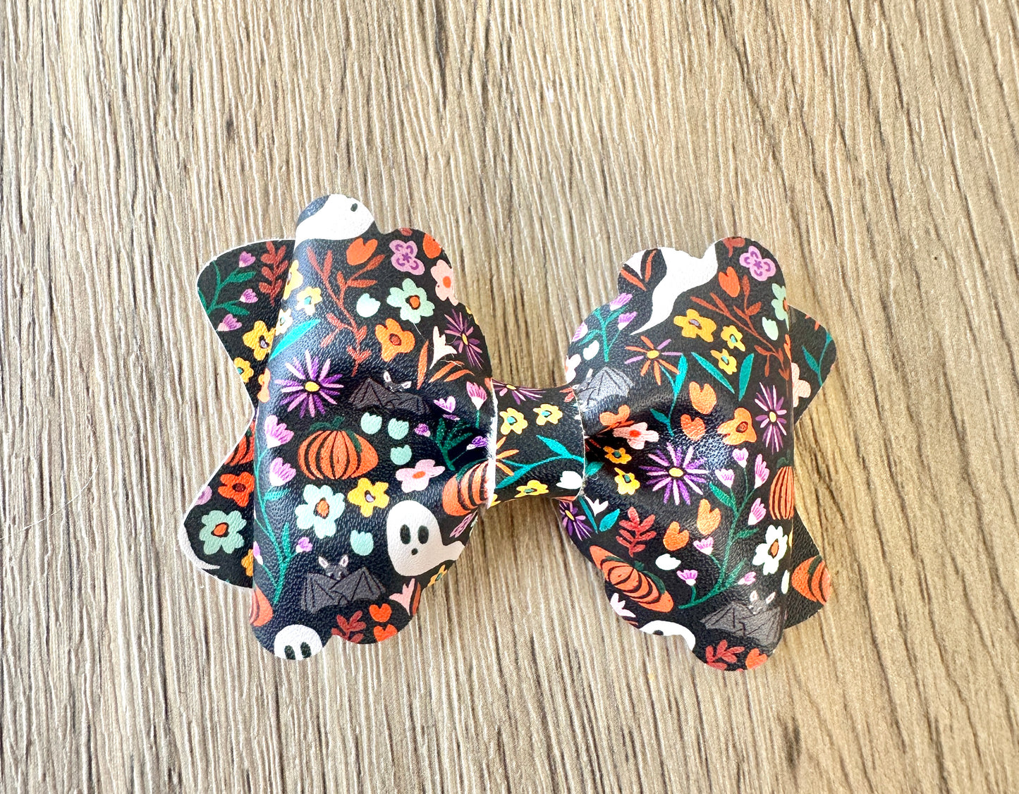 Midnight Ghost Grace Bow