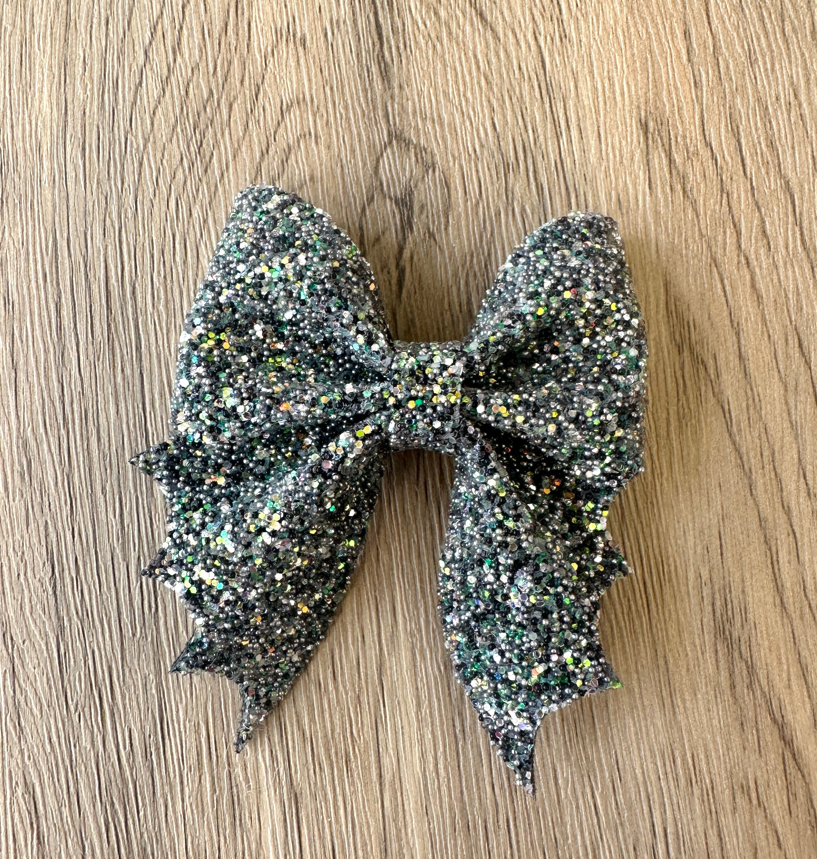 Midnight Waterball Glitter Bat Bow