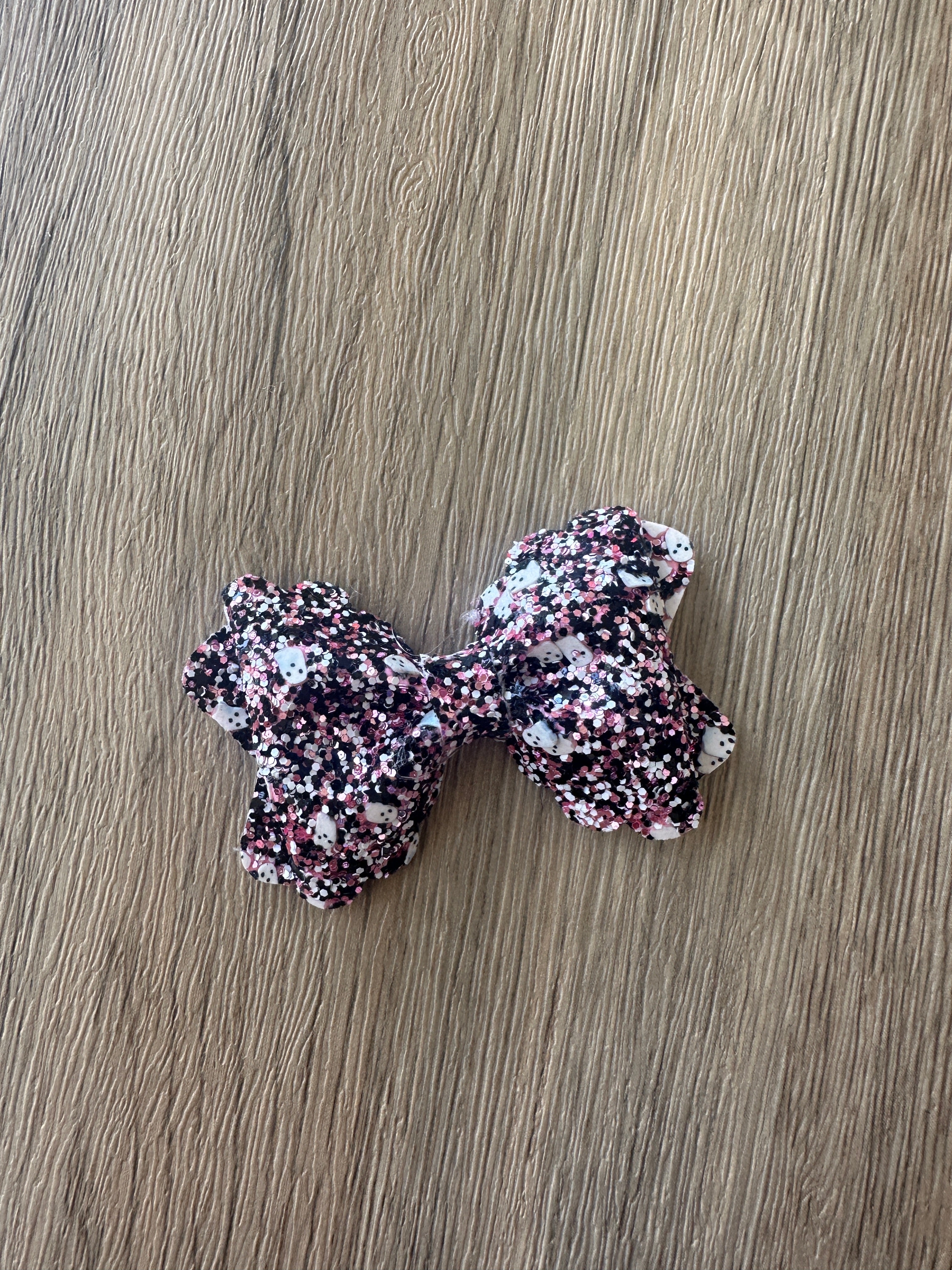 Ghost Glitter Grace Bow