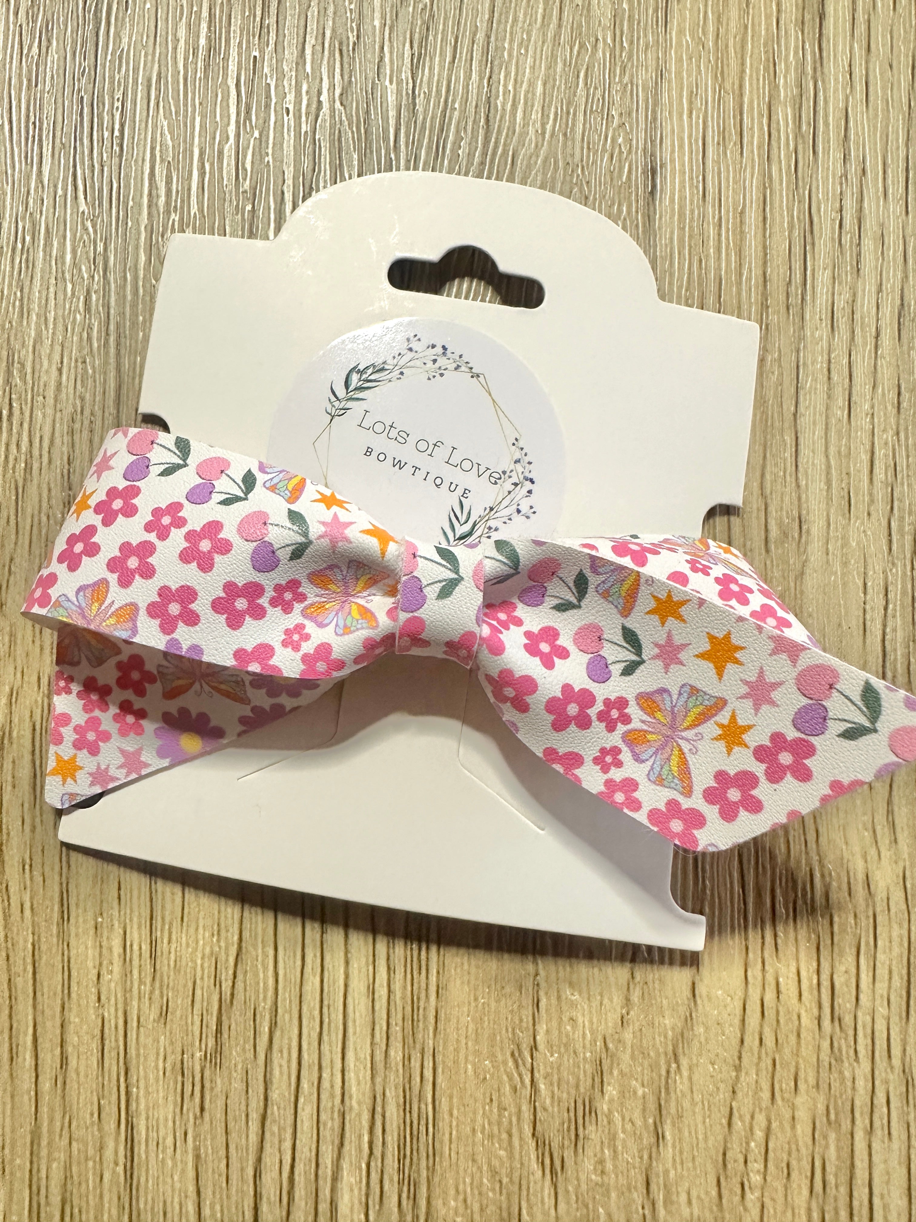 Pink Daisy Butterfly Blakley