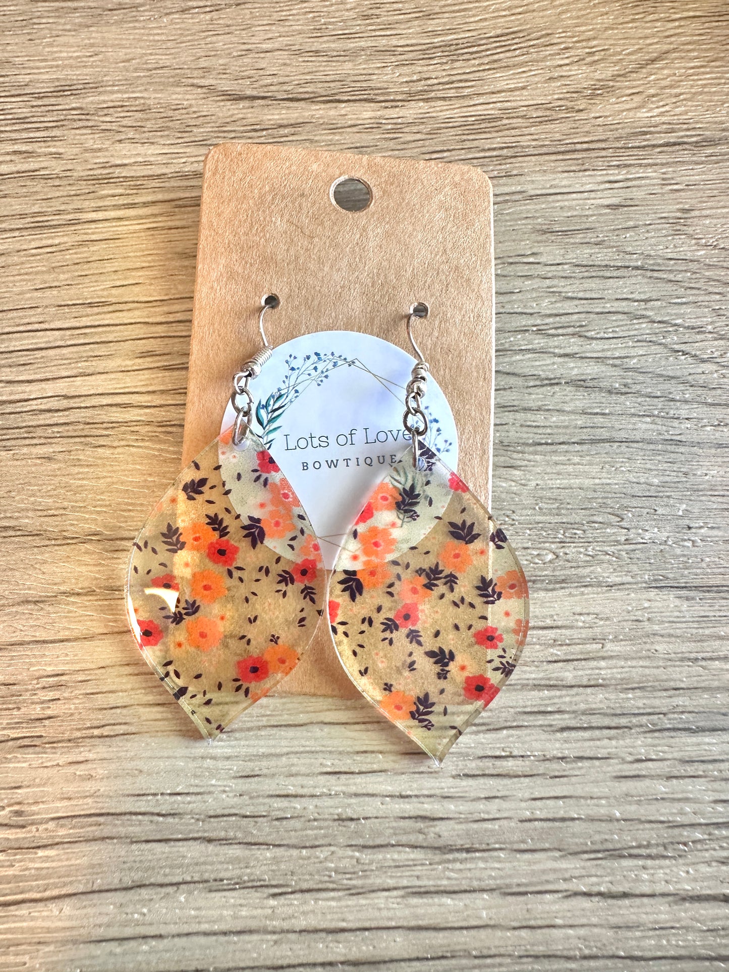 Light Blue Floral Rev. Teardrop (Copy)