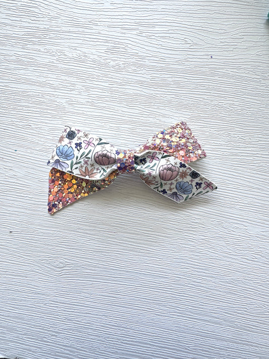 Dreamer Glitter and Floral Blakely Bow