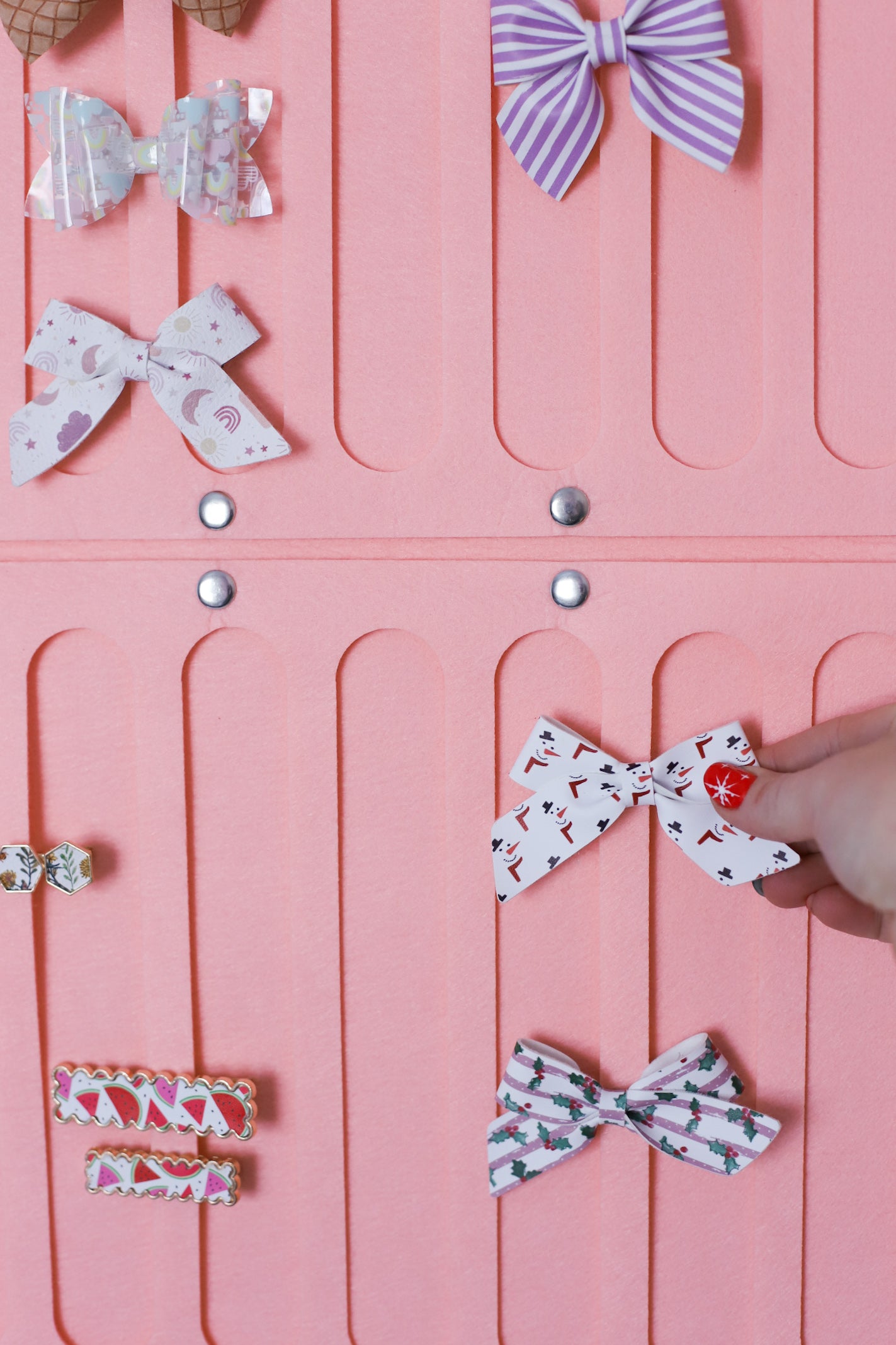 Small Pink Bow Holder