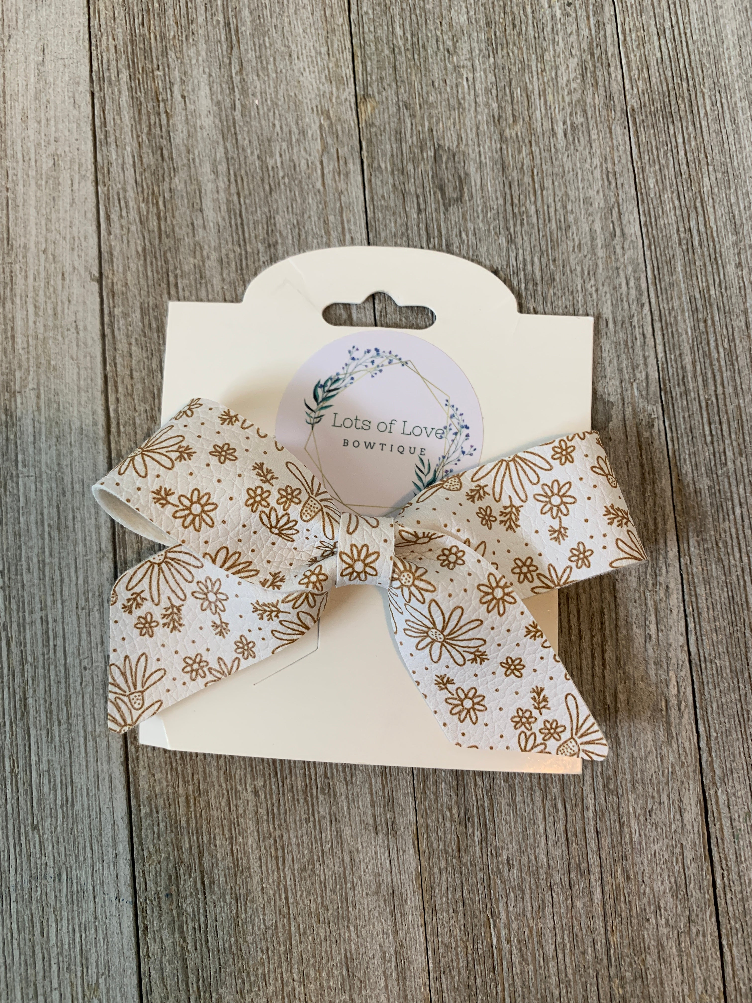 Gold Daisy Blakley