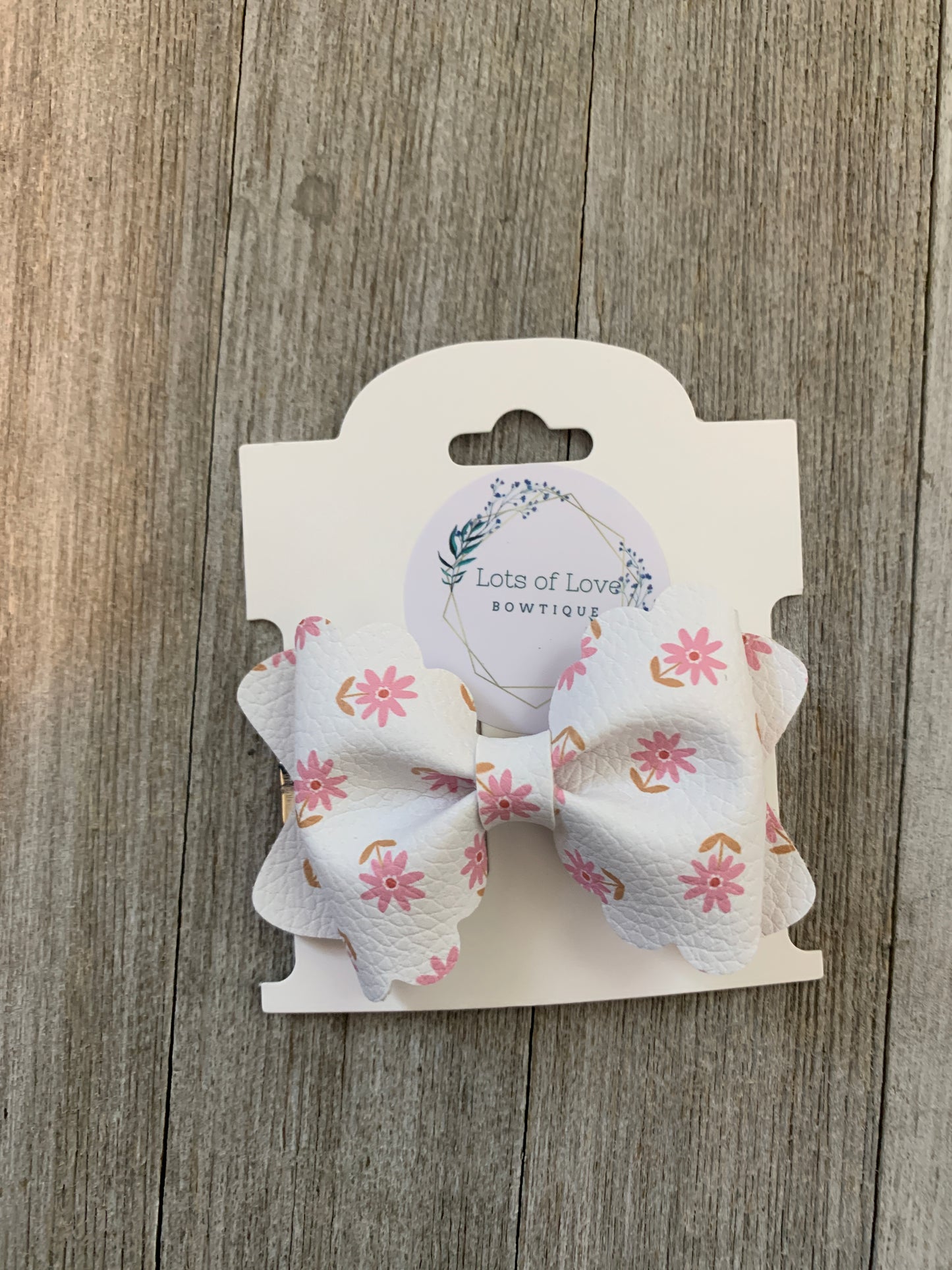 Pink Daisy Grace Bow