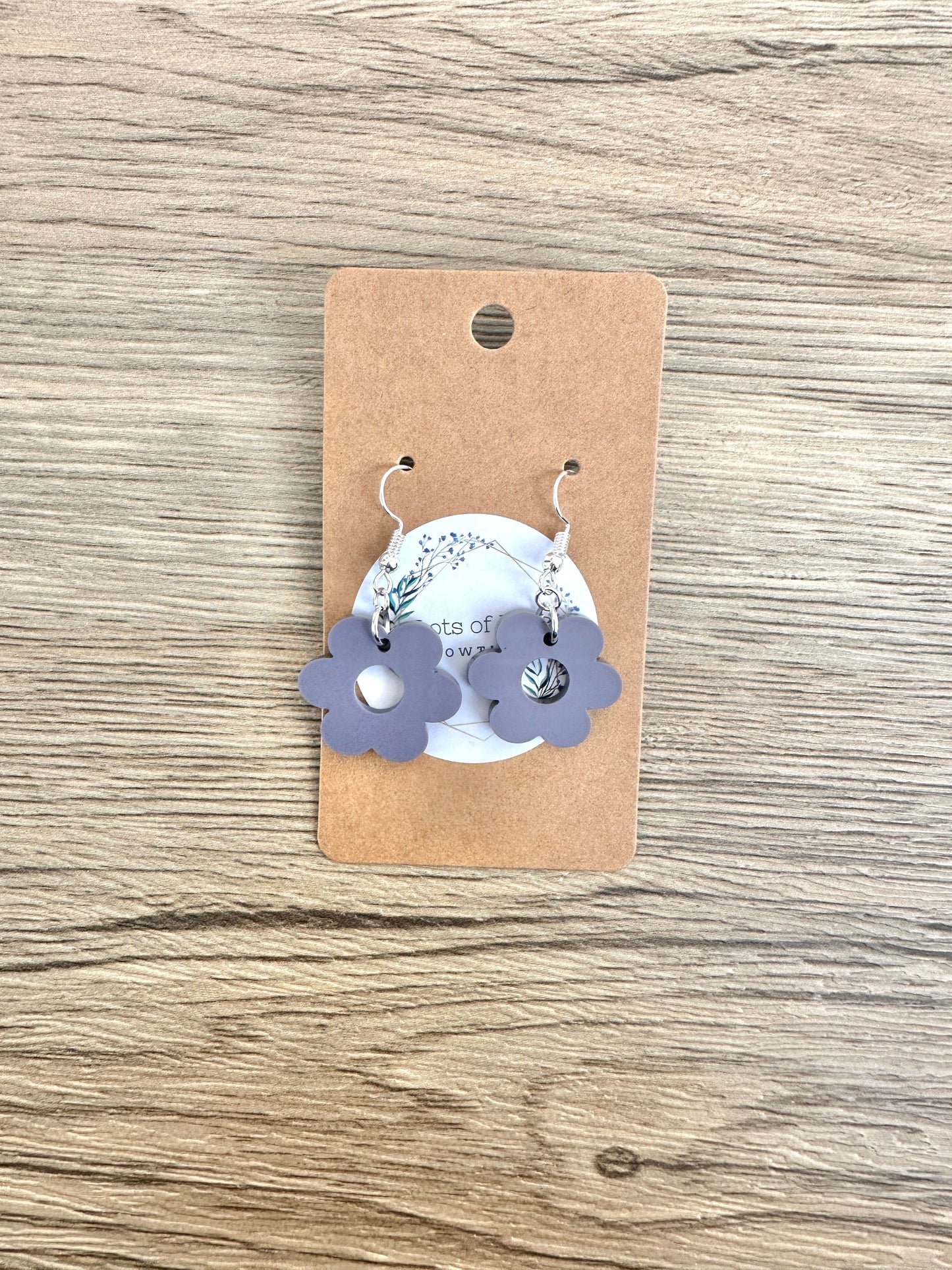 Matte Amethyst Mini Daisy Earrings