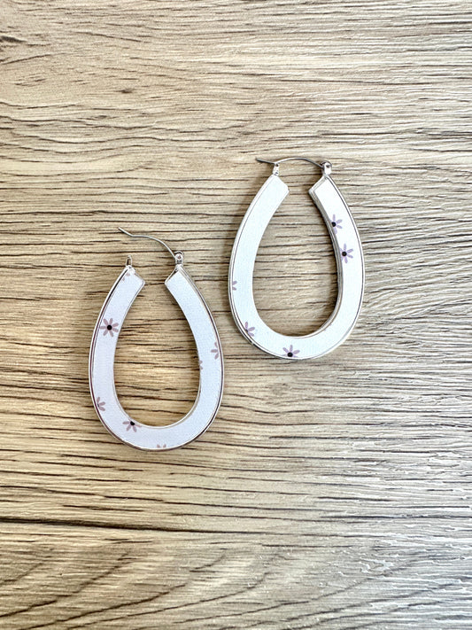 Oval Hoop White and Pink Daisy Earrings