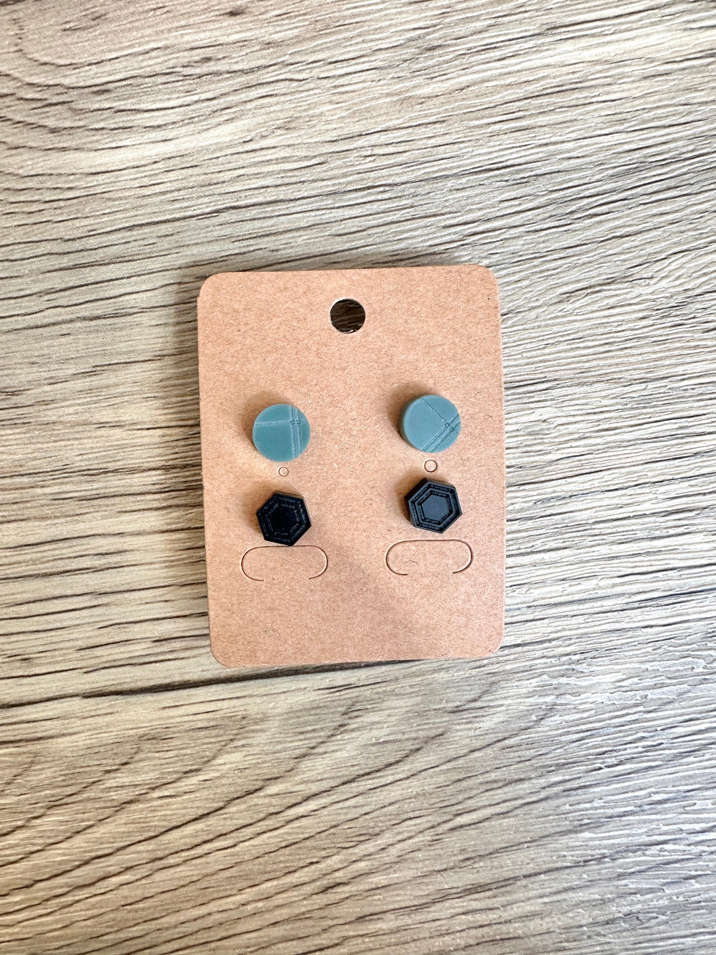 Green Circle Black Hexagon Stud Set