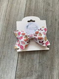 Leaves Jordyn Bow