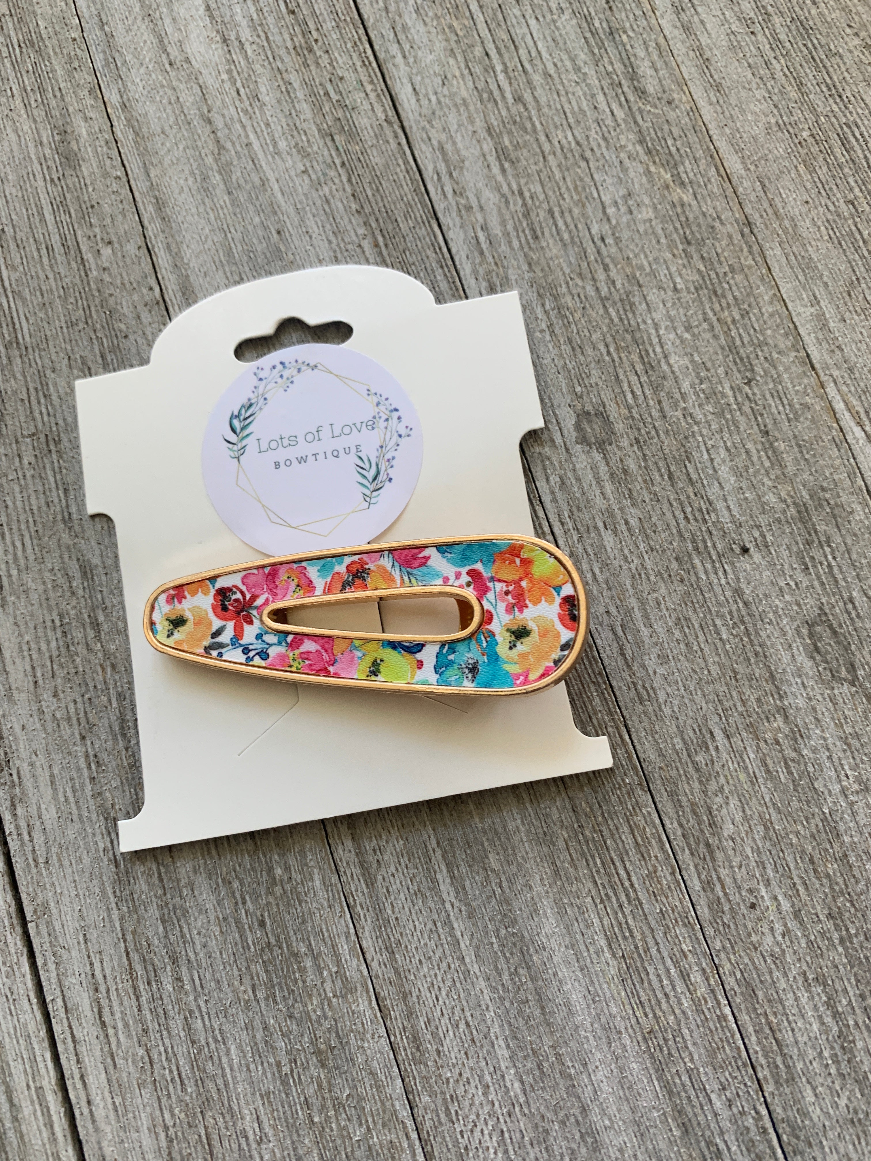 Colorful Floral Gold Hollow Triangle Clip