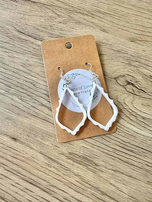 White Matte Thin Scalloped Teardrop Earrings