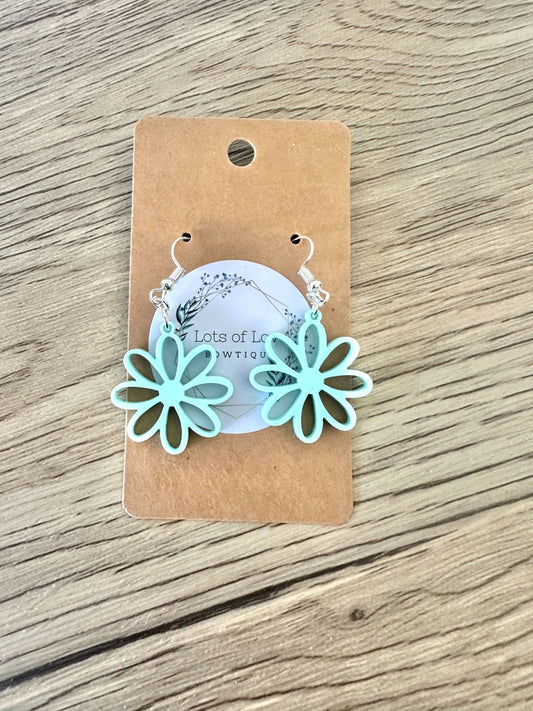Matte Mint Mini Cut Out Daisy Earrings