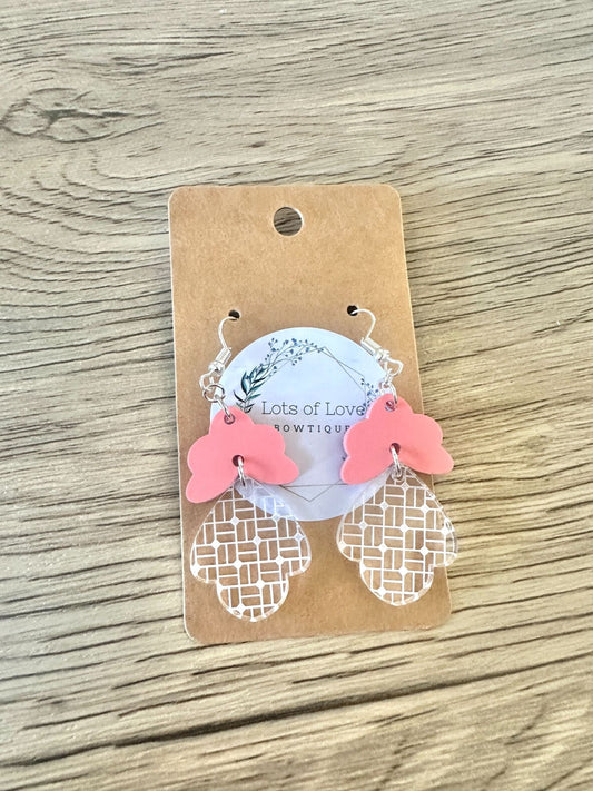 Matte Coral Skinny Scalloped Engraved Earrings