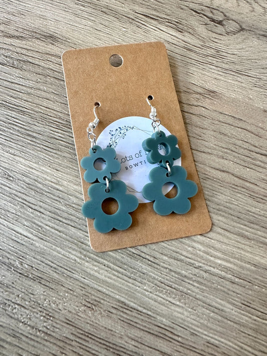 Matte Green Mini Double Daisy Earrings