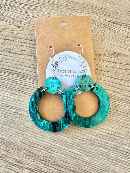 Turqouis Shimmer Connected Circle Earrings