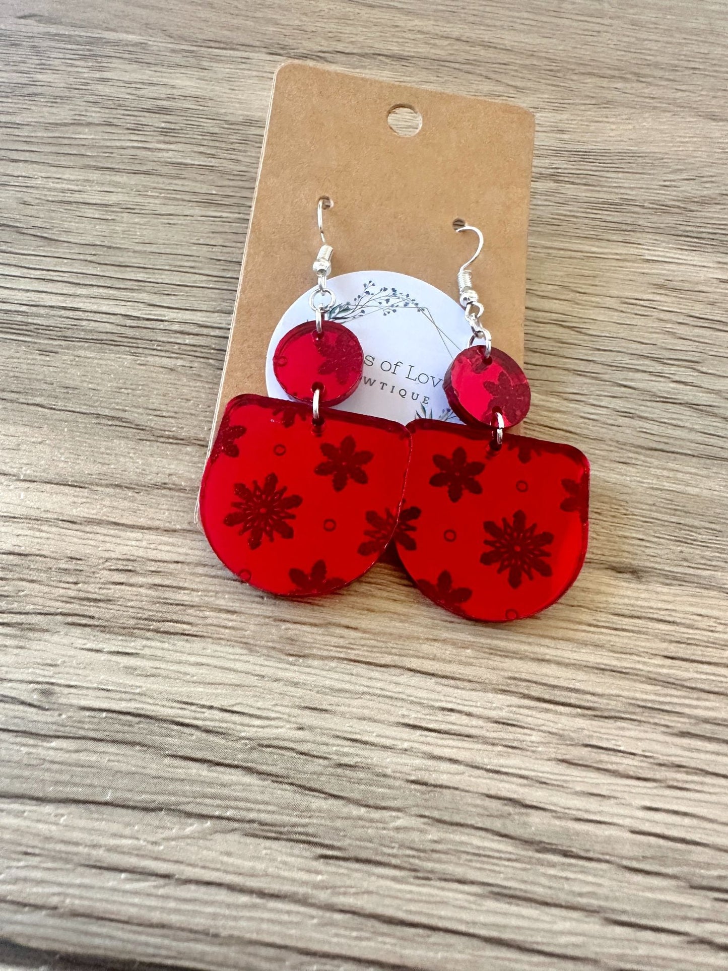 Red Mirror Snowflake Engraved Earrings