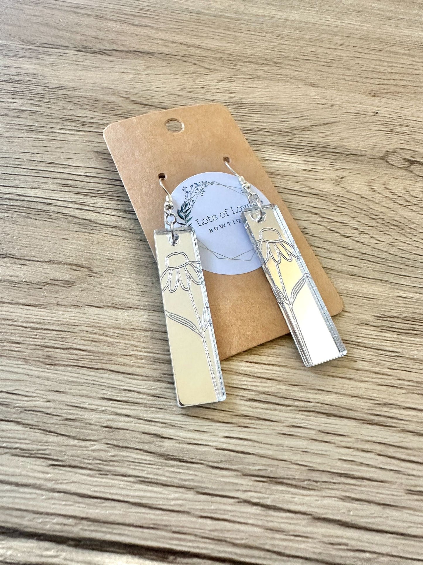 Silver Mirror Bar Daisy Engraved Earrings