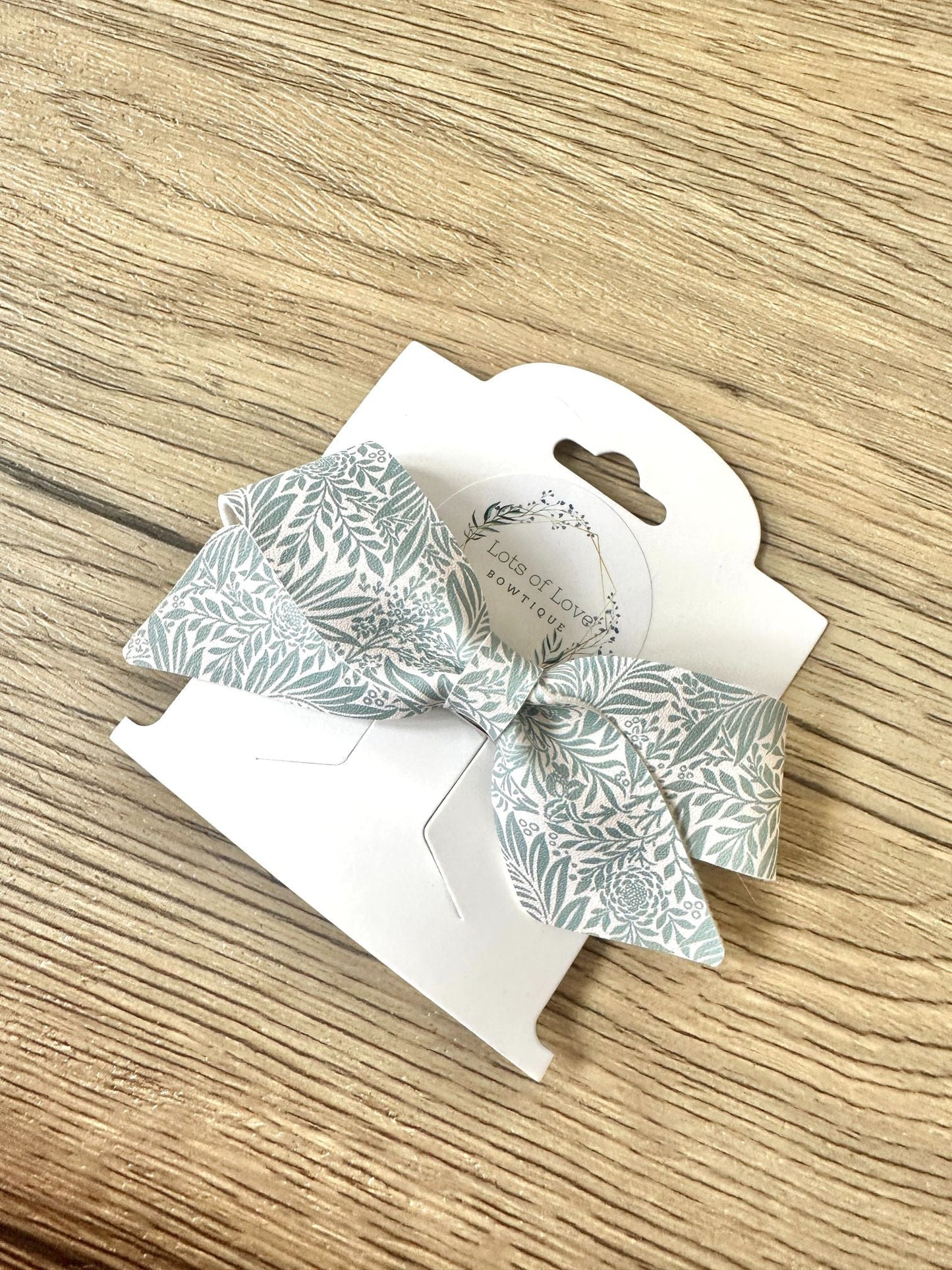 Green Vine Blakley Bow