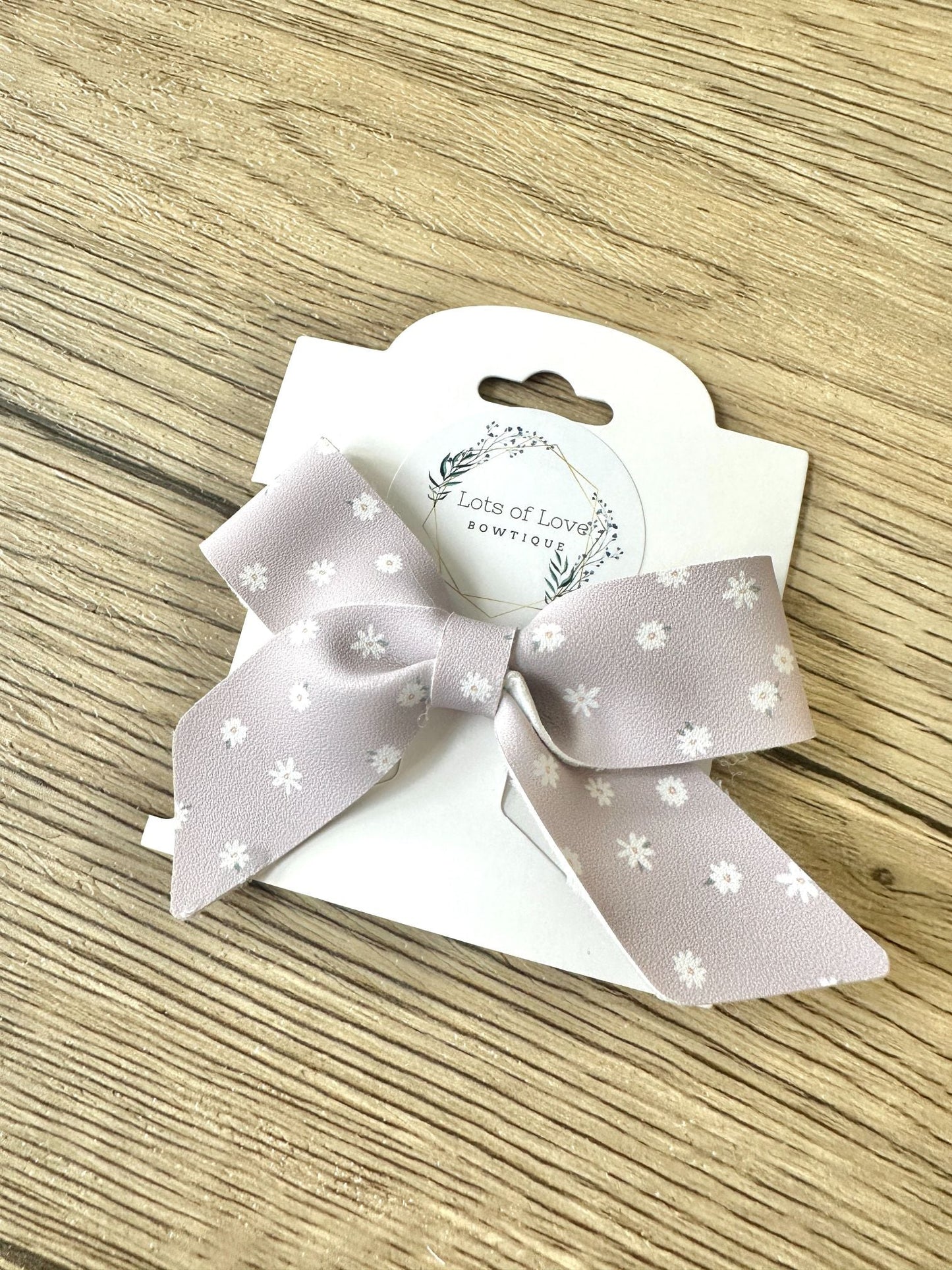 Muted Daisy Blakley Bow