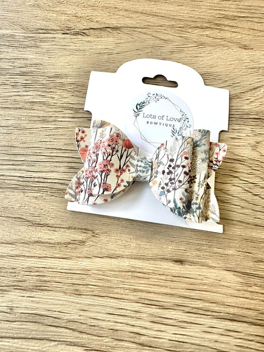 Tan Wildflower Payton Bow